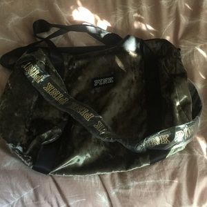 Pink Victoria’s Secret duffel bag- NWOT